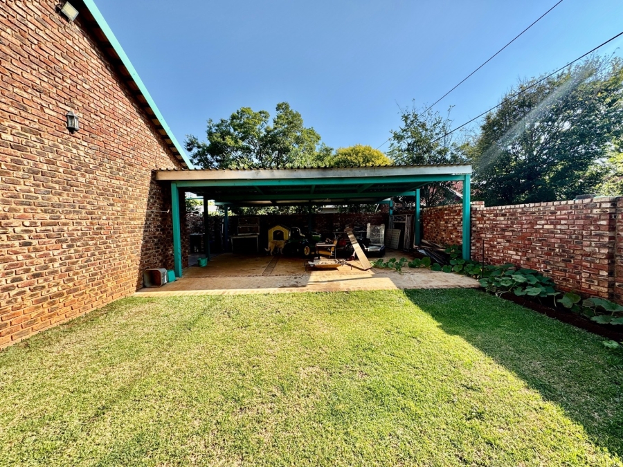 3 Bedroom Property for Sale in Die Bult North West